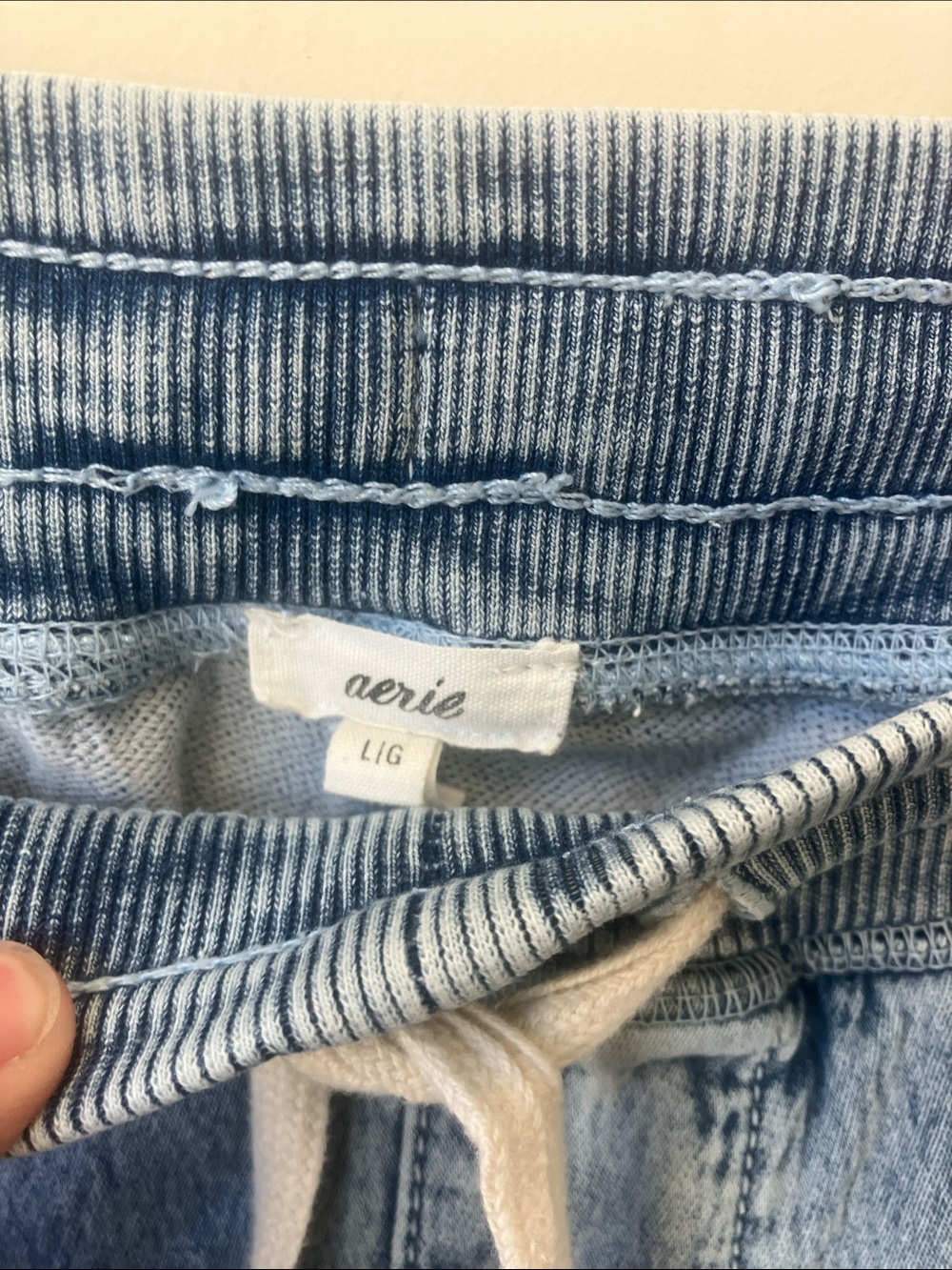 AERIE Real Soft Wide-Leg Jogger Style Blue Denim Pull-On Pants Raw Hem Size L - Picture 3 of 14